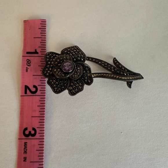 Judith Jack marcasite and sterling brooch with amethyst center. Vintage. - Picture 4 of 9